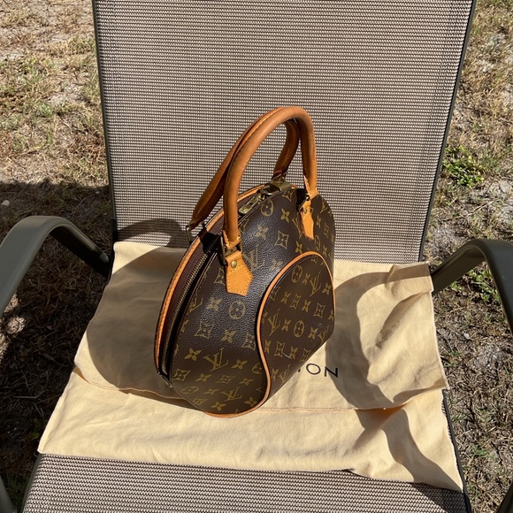 💯% 💕Authentic💕Louis Vuitton Ellipse pm SD0063💕 - Picture 4 of 16